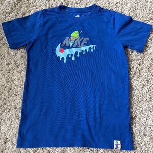 Nike boys t-shirt